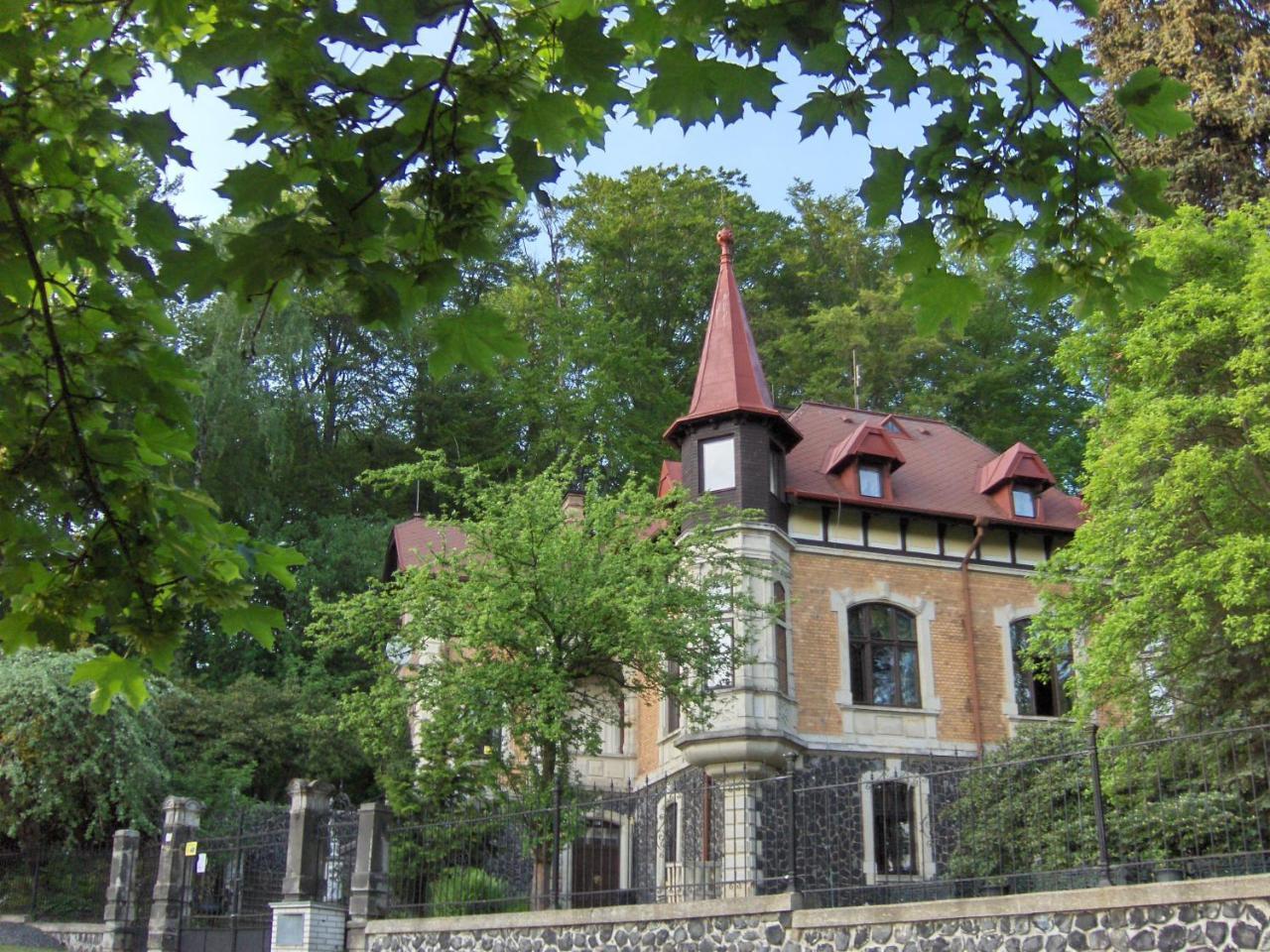 Romantic Chateau Krásná Lípa Extérieur photo